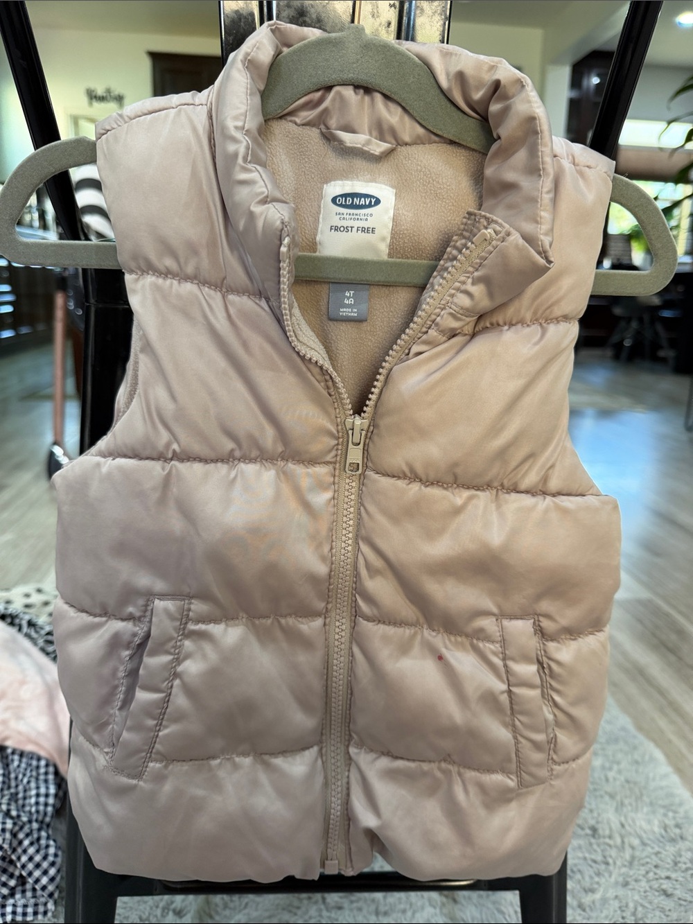 Old Navy Kids Light Taupe Quilted Puffer Vest